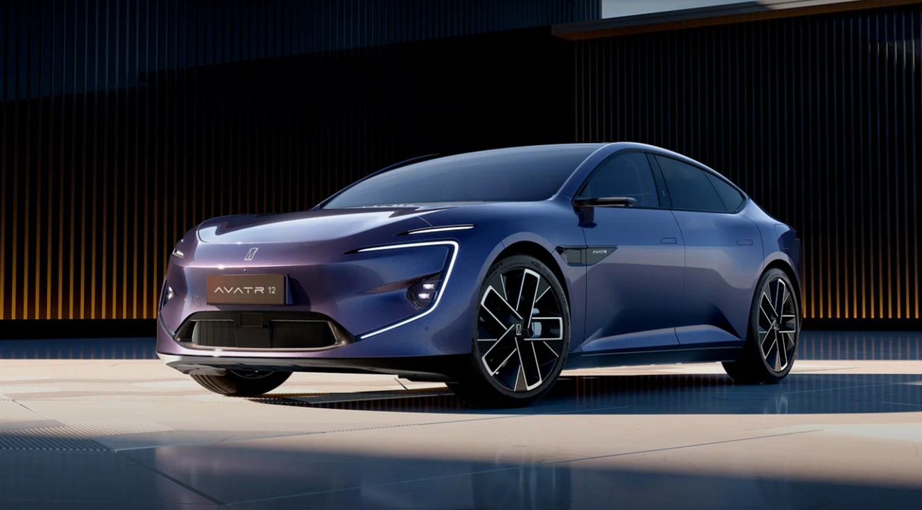 В АСПЭК-Авто стартовали продажи фастбека Avatr 12